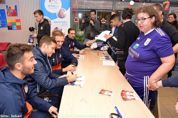 2017-12-15-RSCA-bezoekt-vzw-de-Poel (39)